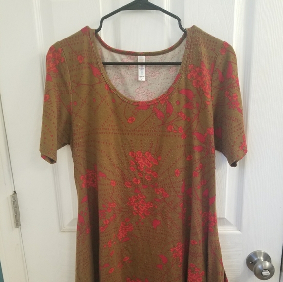 Lularoe shirt - Picture 1 of 2